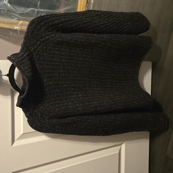 Taylor Swift Reputation Cropped Sweater Holiday merch 2x - Picture 3 of 3